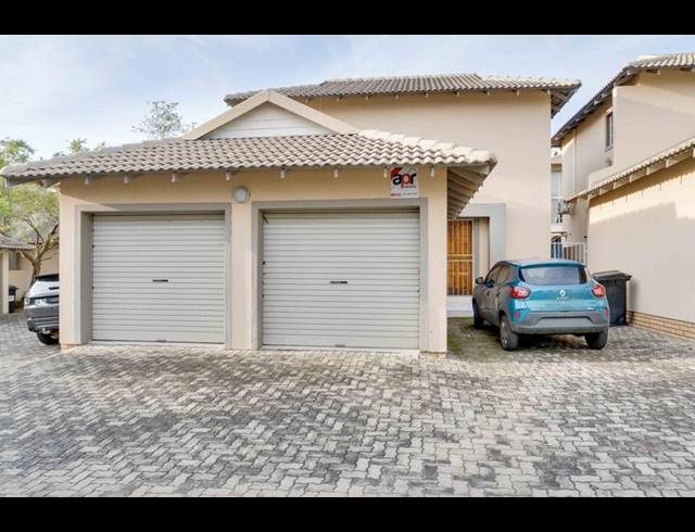 3 BEDROOM TOWNHOUSE FOR SALE IN RUIMSIG